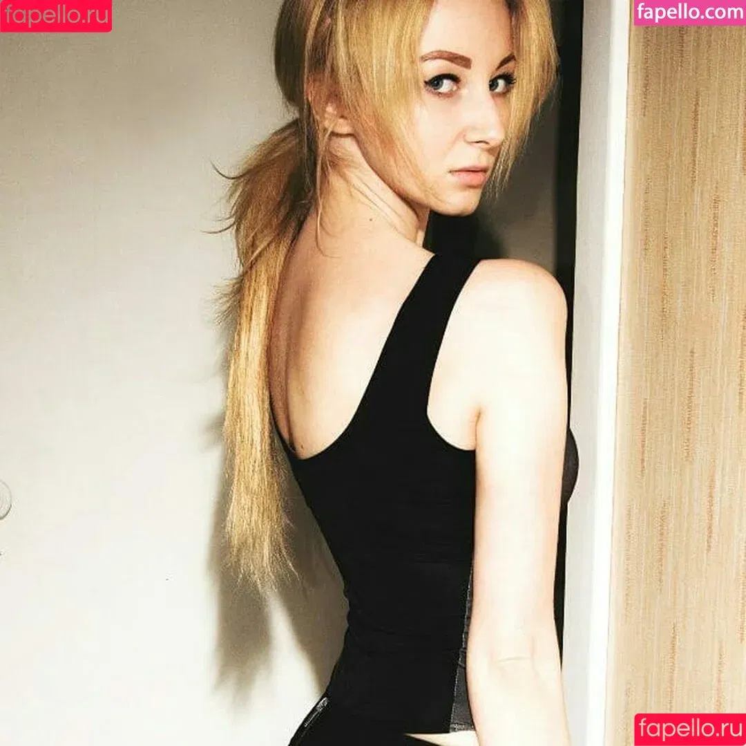 Anna Bronnica / Bronnica / Bronnica92 Onlyfans Photo Gallery 