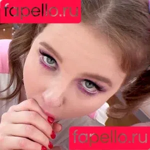 Eliza Eves / eliza_eves / elizaevesxxx / peachesandpot Onlyfans Photo Gallery 