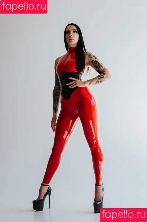 Anastasia Firebird / luxurykate / nastyafirebird / nastyafirebird_official Onlyfans Photo Gallery 