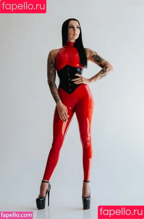 Anastasia Firebird / luxurykate / nastyafirebird / nastyafirebird_official Onlyfans Photo Gallery 