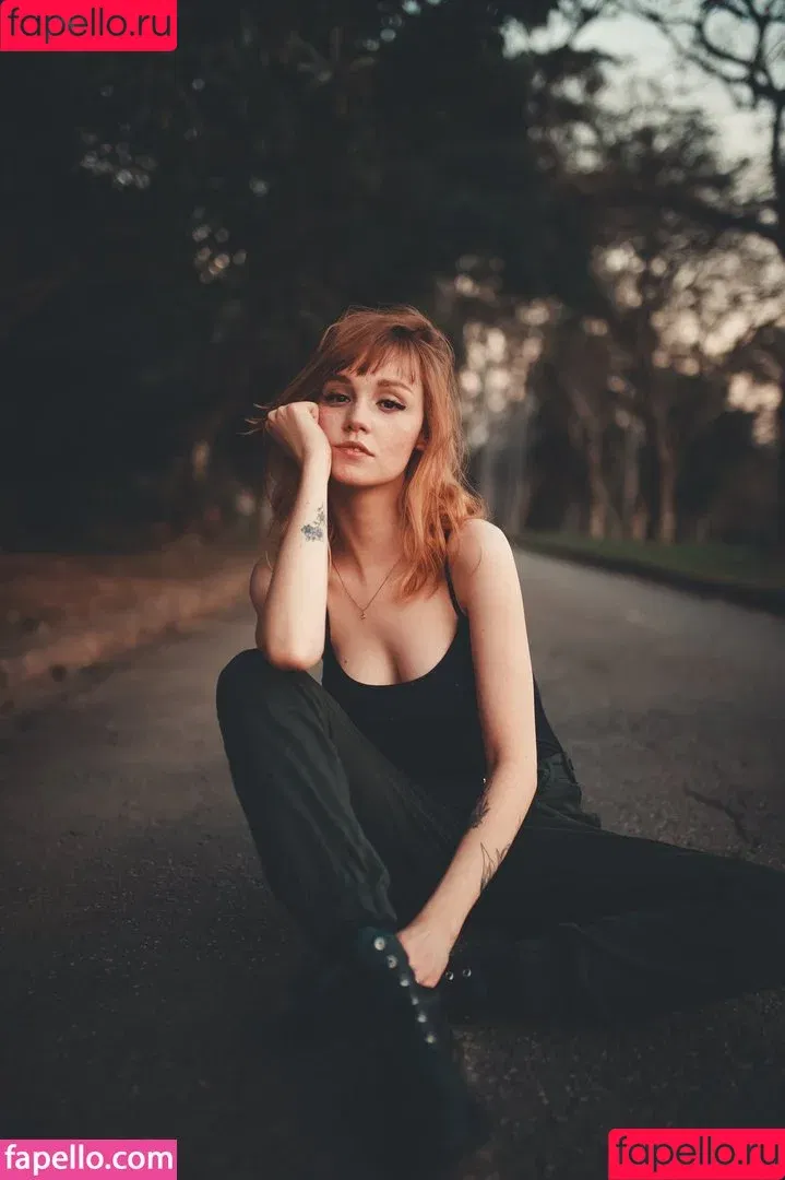 Flobs / Sasa / fleivinha / fravineas Onlyfans Photo Gallery 