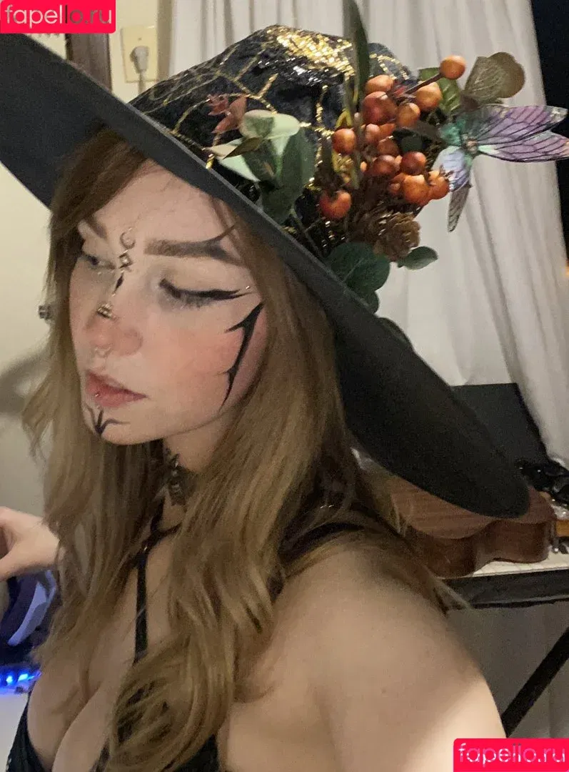 Flobs / Sasa / fleivinha / fravineas Onlyfans Photo Gallery 