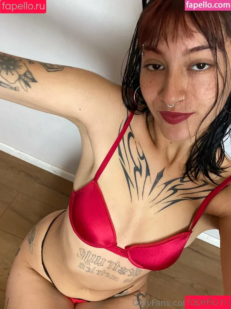 officialzathura / zathura_ Onlyfans Photo Gallery 