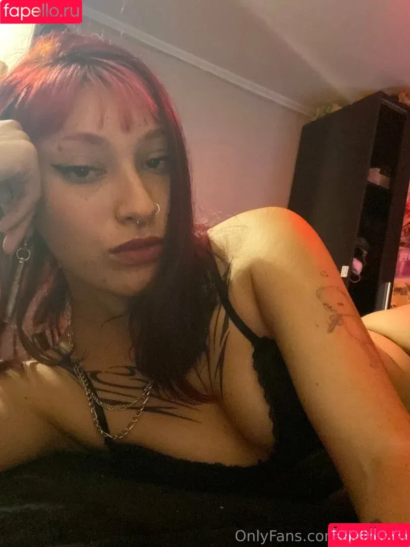 officialzathura / zathura_ Onlyfans Photo Gallery 