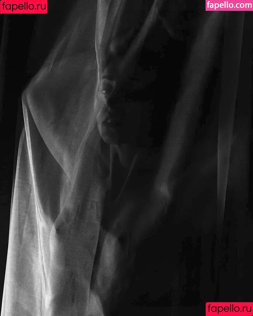 _naissance / ampinari Onlyfans Photo Gallery 