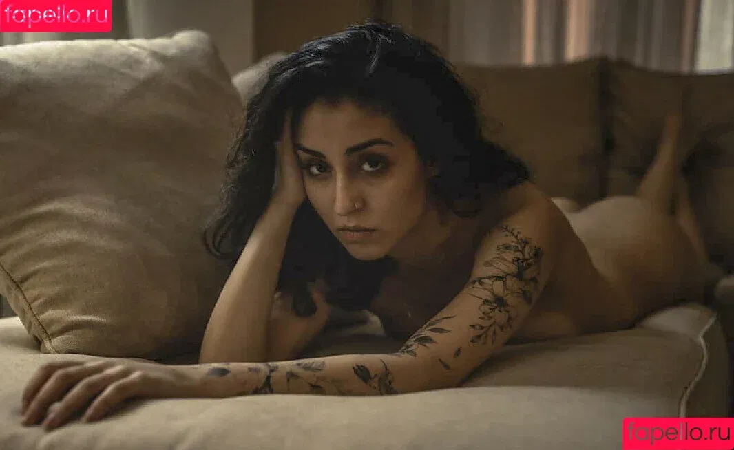 _naissance / ampinari Onlyfans Photo Gallery 