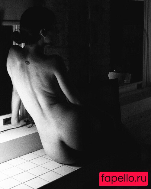 _naissance / ampinari Nude Onlyfans Photo 11