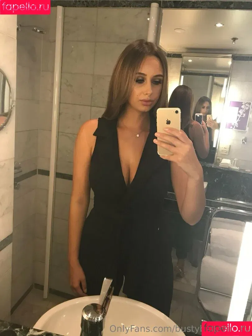 busty_southernbelle / bustybellevip_xx Onlyfans Photo Gallery 