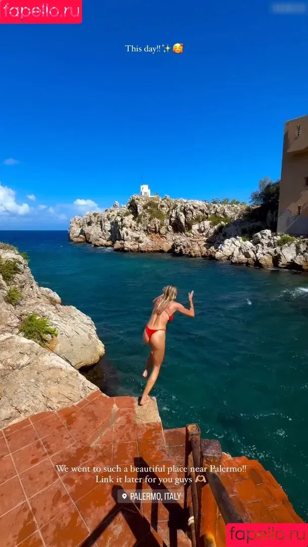 Alica Schmidt / alicasmd / nathalieschmidt Onlyfans Photo Gallery 