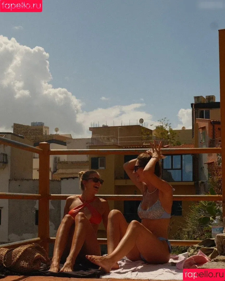 Alica Schmidt / alicasmd / nathalieschmidt Onlyfans Photo Gallery 