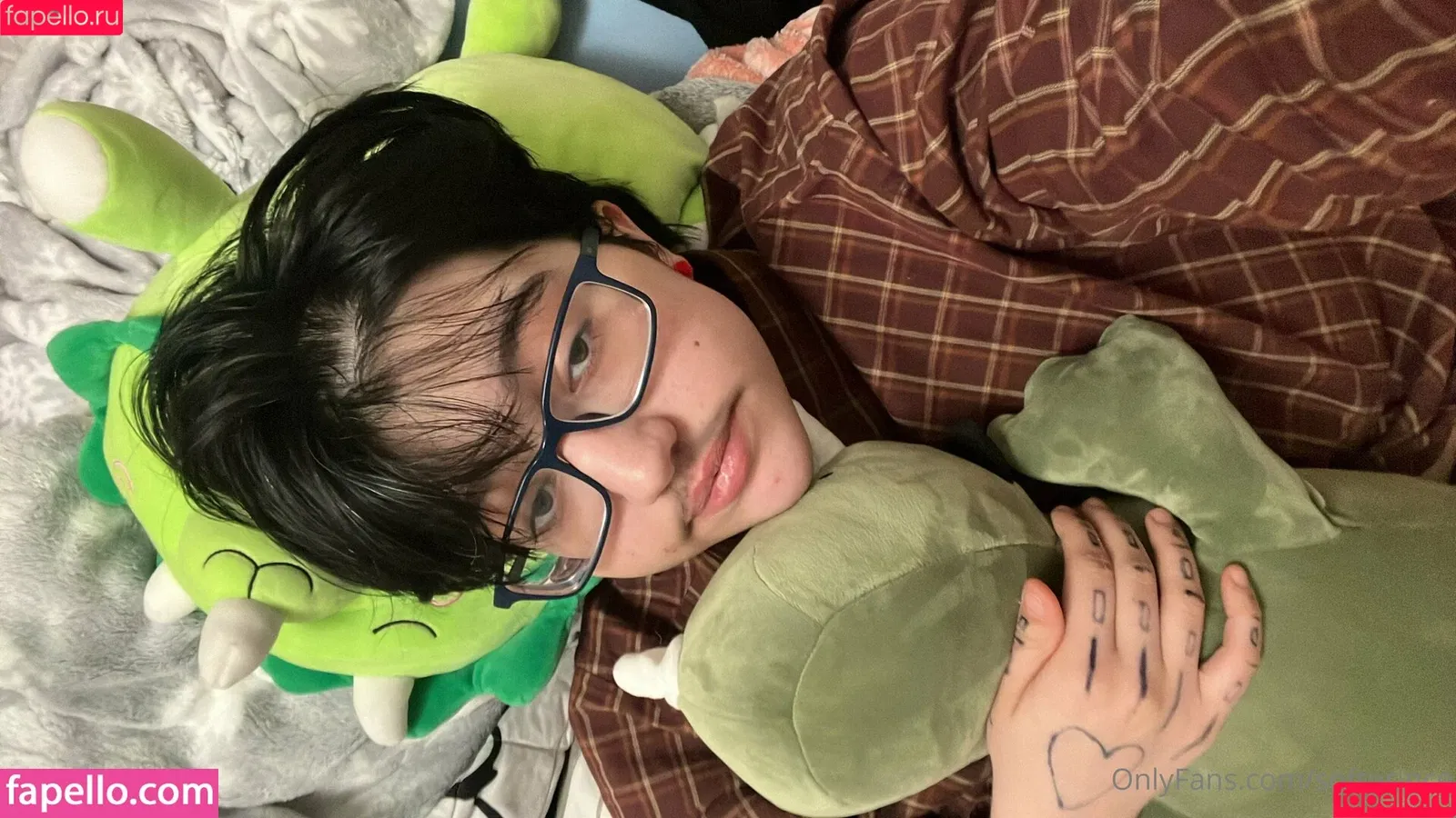 Icedmelontt / Melon T / chill_gilll Onlyfans Photo Gallery 