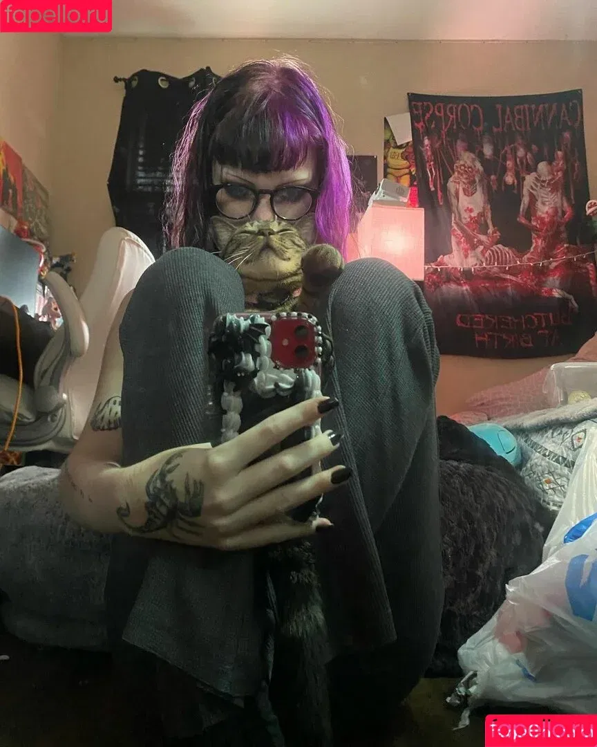 Spookyhomicide / Spookypuppyy Onlyfans Photo Gallery 