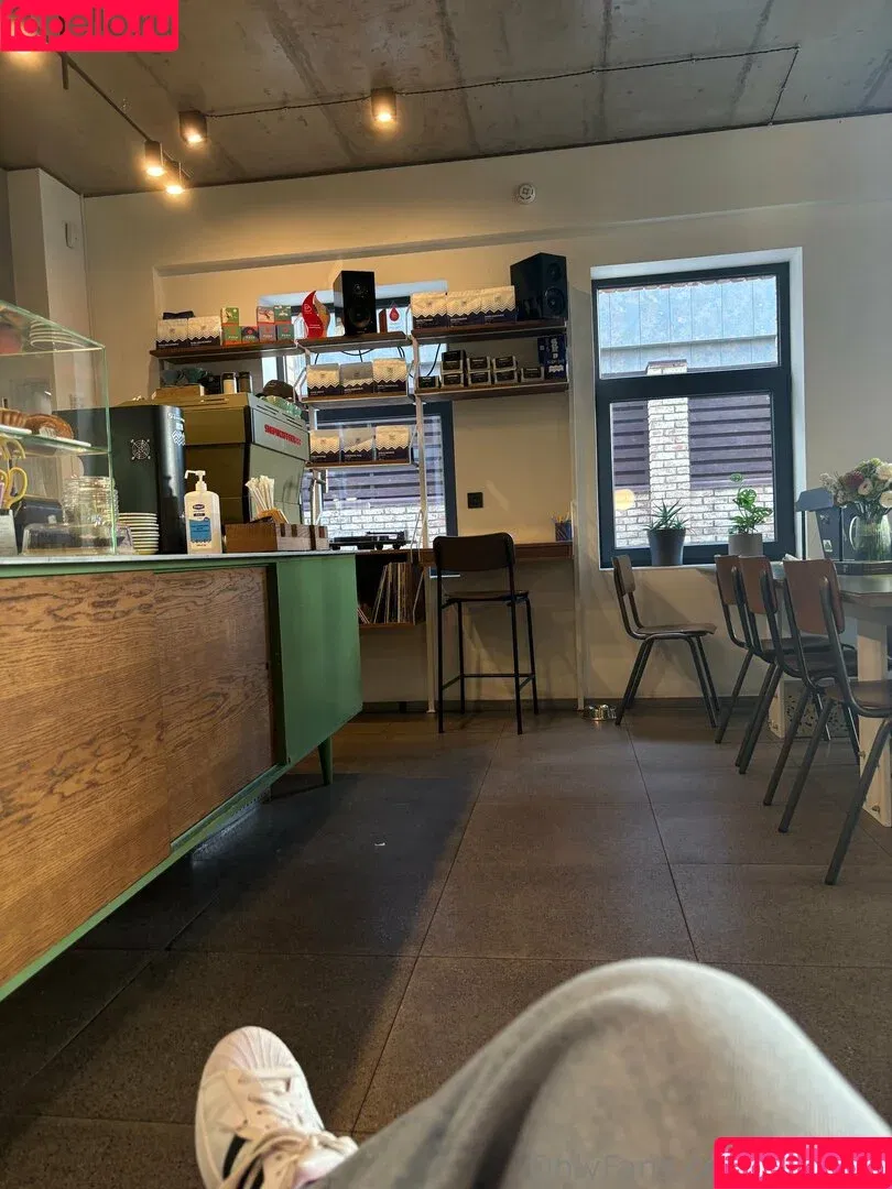 lilfoxy98 / lilfoxyts Onlyfans Photo Gallery 