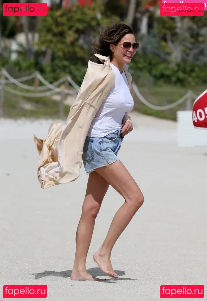 Chrissy Teigen Onlyfans Photo Gallery 