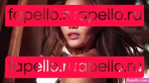 Chrissy Teigen Onlyfans Photo Gallery 