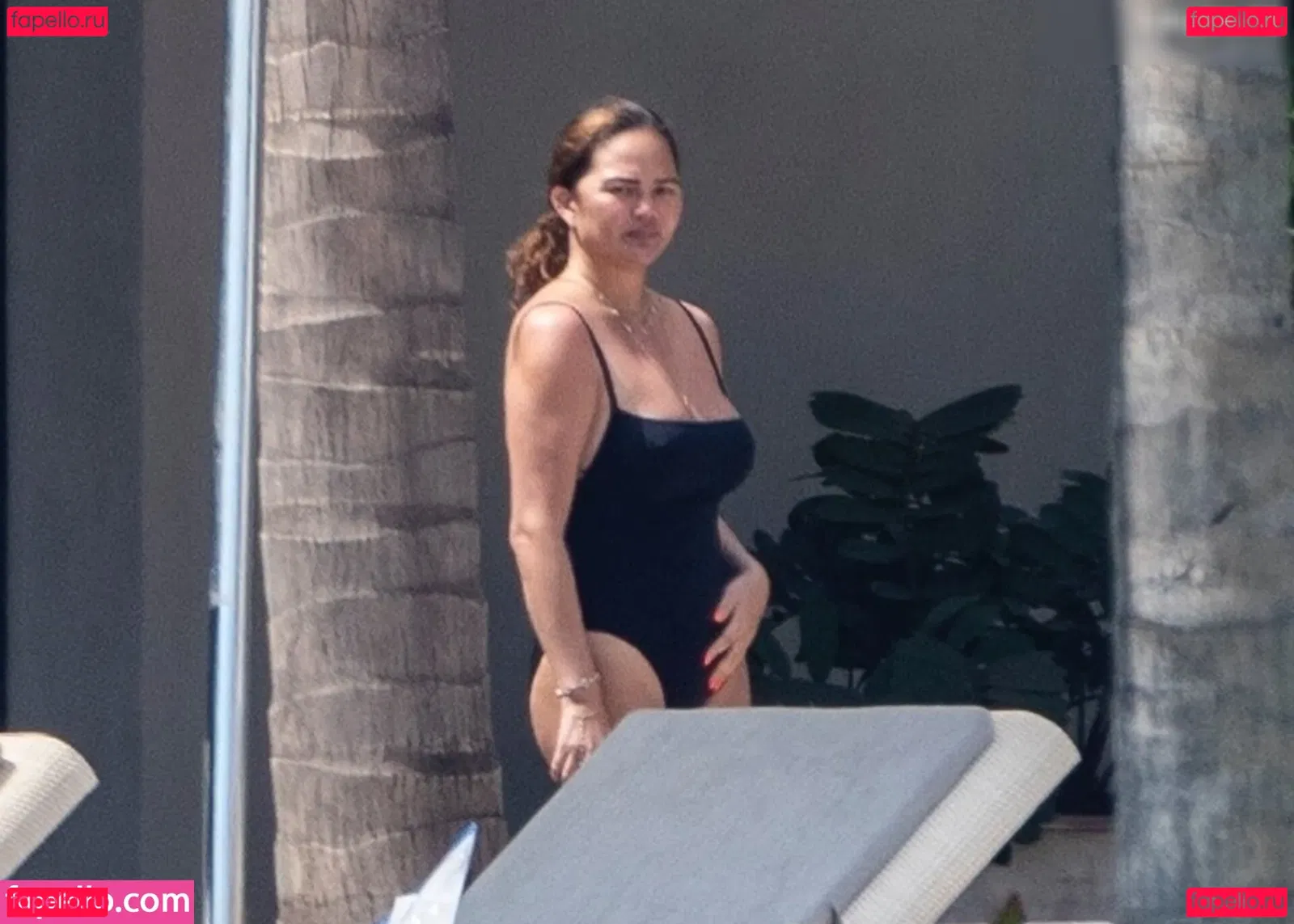Chrissy Teigen Onlyfans Photo Gallery 