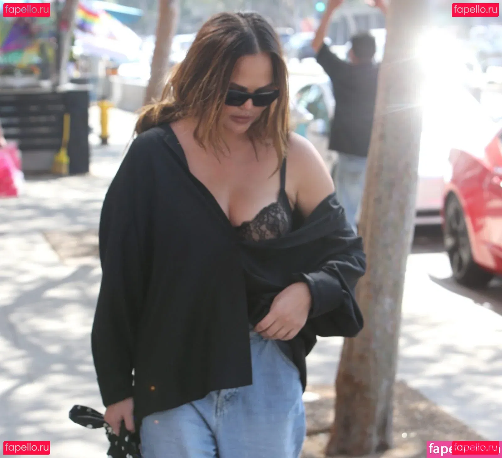 Chrissy Teigen Onlyfans Photo Gallery 