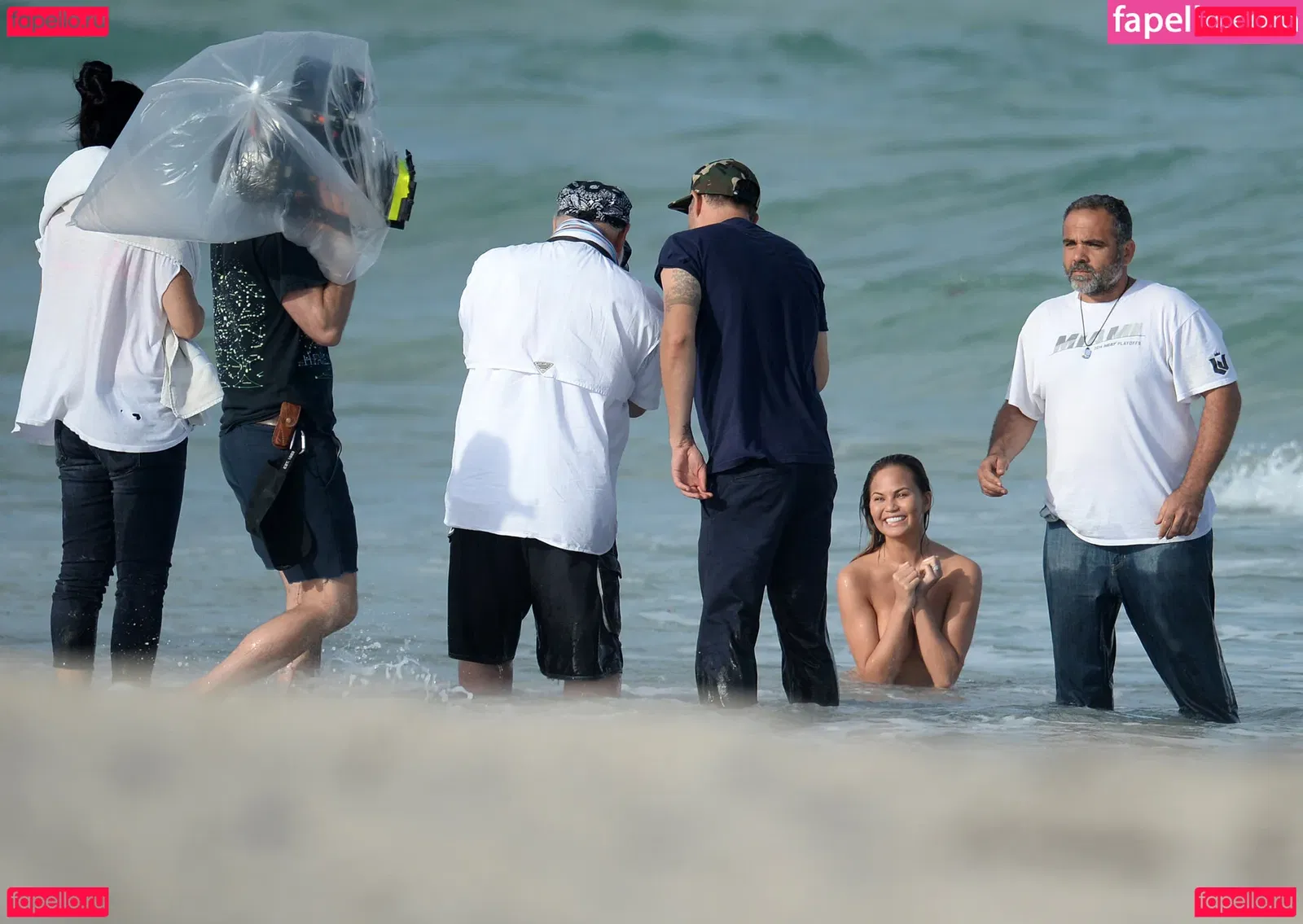 Chrissy Teigen Onlyfans Photo Gallery 