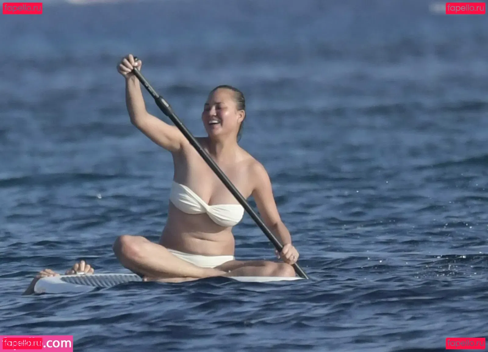 Chrissy Teigen Onlyfans Photo Gallery 