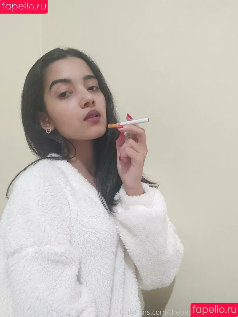 the_beauty_of_smoking / thebeautyofsmoking Onlyfans Photo Gallery 