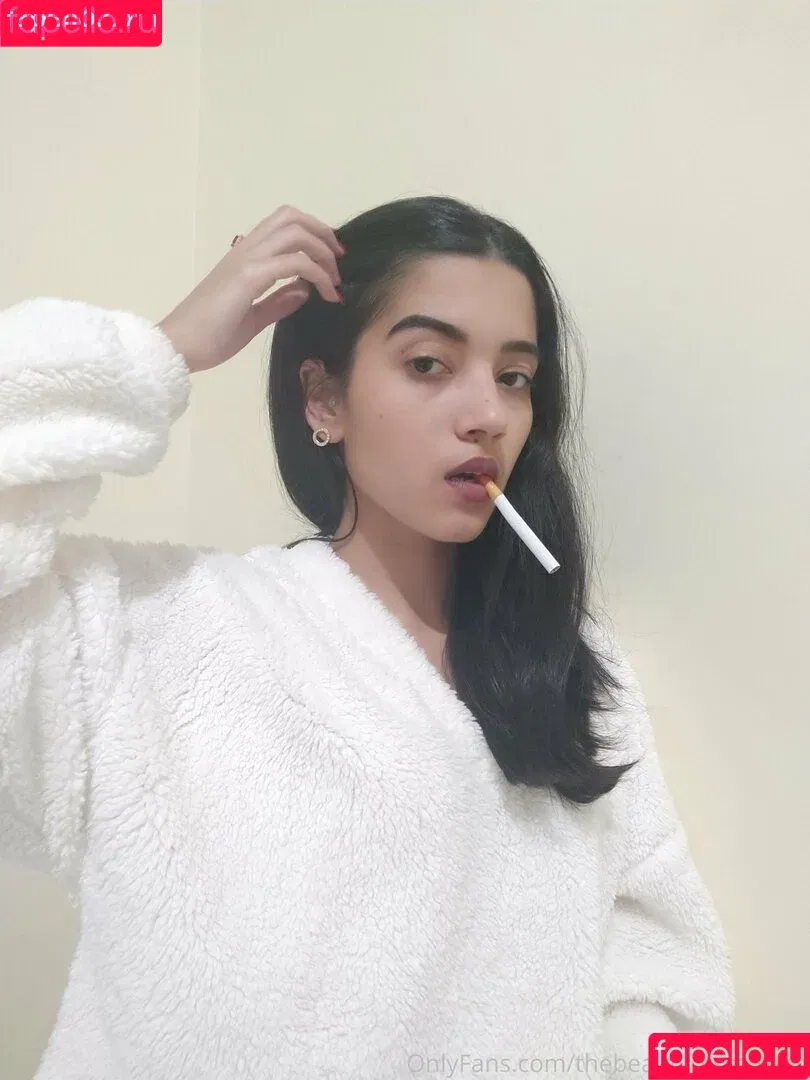 the_beauty_of_smoking / thebeautyofsmoking Onlyfans Photo Gallery 
