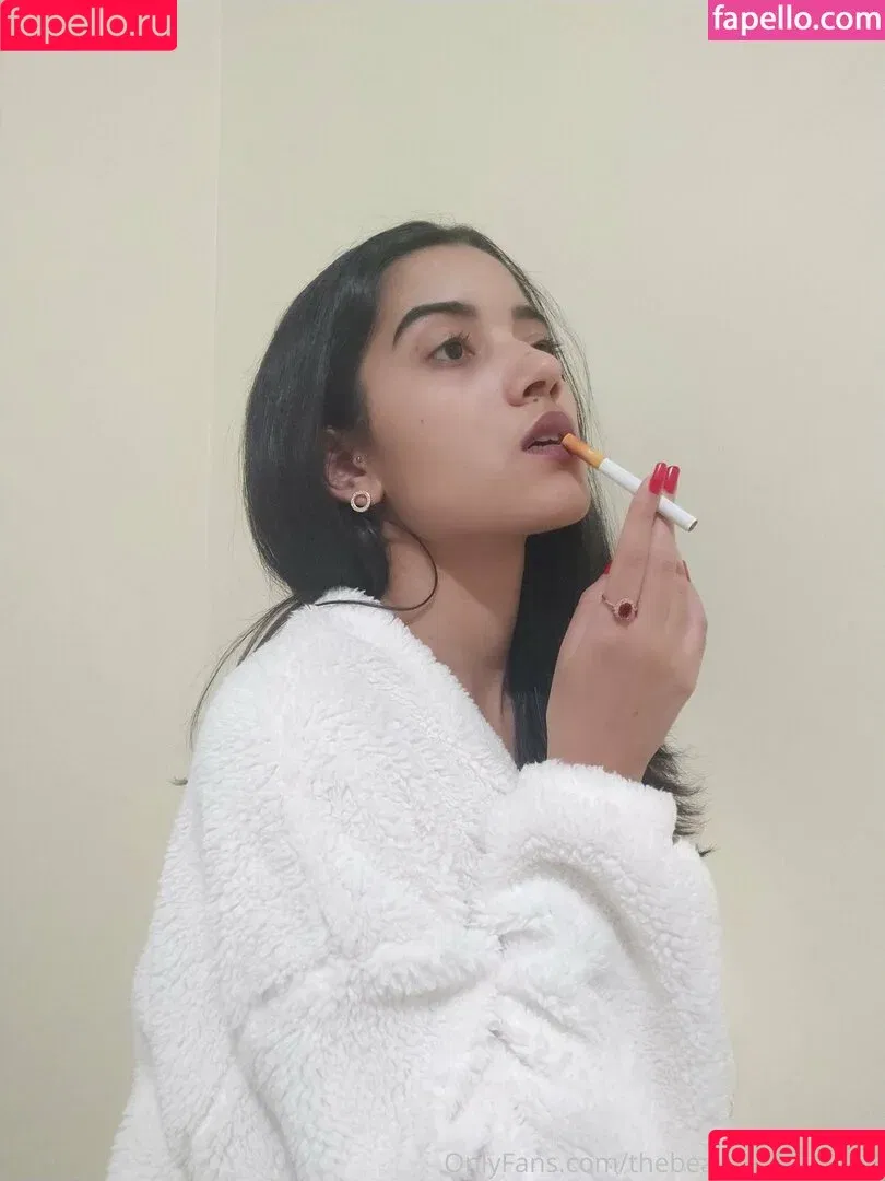 the_beauty_of_smoking / thebeautyofsmoking Onlyfans Photo Gallery 