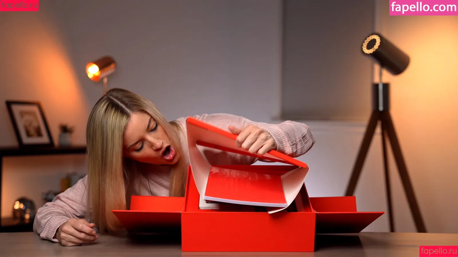 Ijustine / Justine Ezarik Onlyfans Photo Gallery 