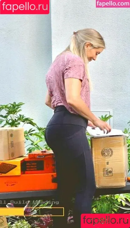 Ijustine / Justine Ezarik Onlyfans Photo Gallery 