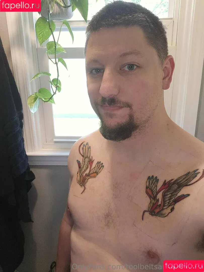 toolbeltsanddadbods Onlyfans Photo Gallery 