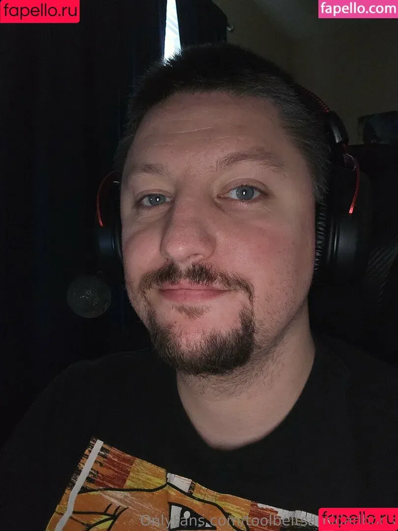 toolbeltsanddadbods Onlyfans Photo Gallery 