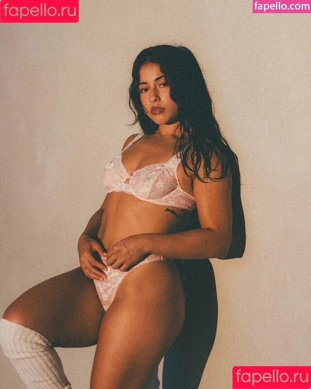 angelbeefit / thedevineangel Onlyfans Photo Gallery 