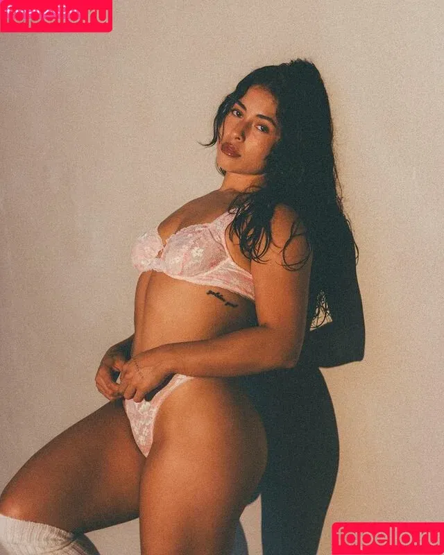 angelbeefit / thedevineangel Onlyfans Photo Gallery 