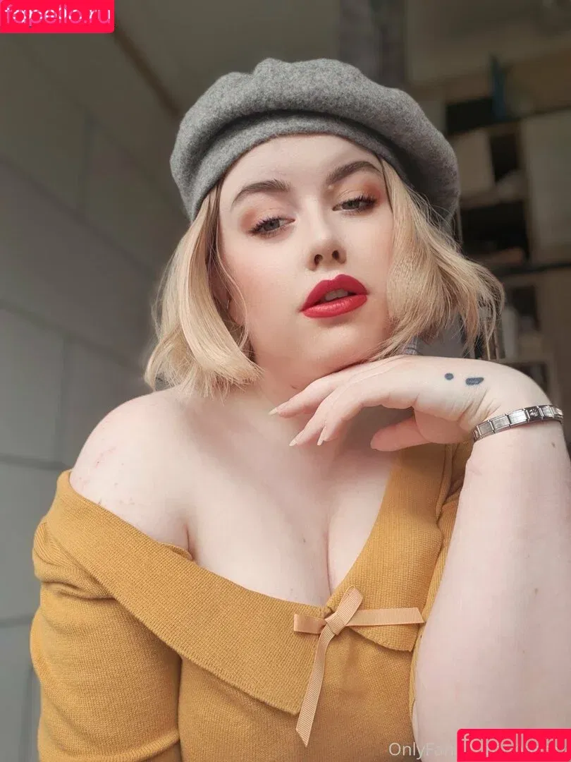 maebry / maebrycraig Onlyfans Photo Gallery 