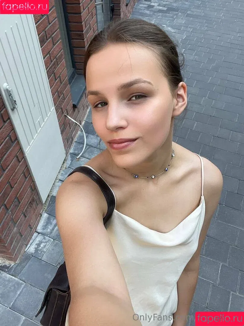 dear.amy___ / dear_amy Onlyfans Photo Gallery 