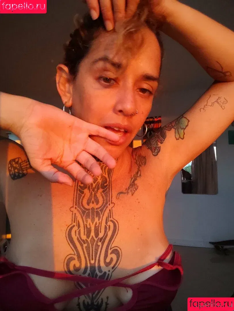 isarizada / isarizadafree Onlyfans Photo Gallery 