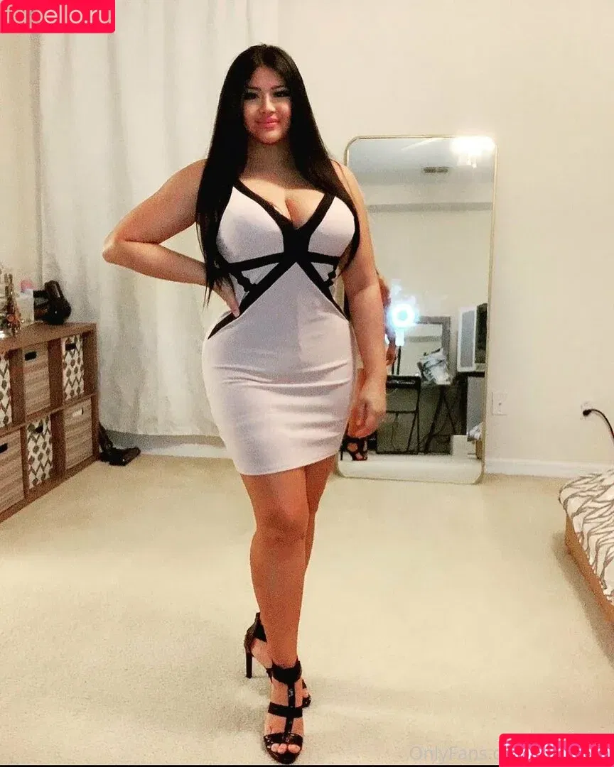 _wildsunflower / wildasianflower Onlyfans Photo Gallery 