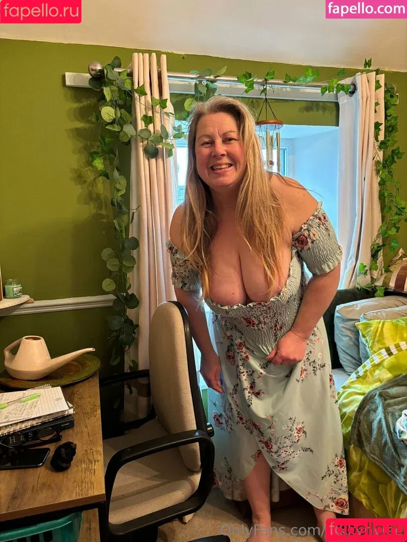 nikkynylee Onlyfans Photo Gallery 