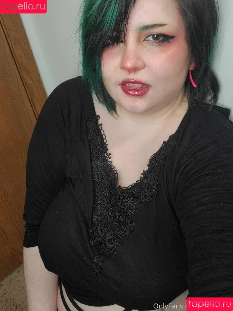 awoo.exe / cosplaycommunityxoxo Onlyfans Photo Gallery 