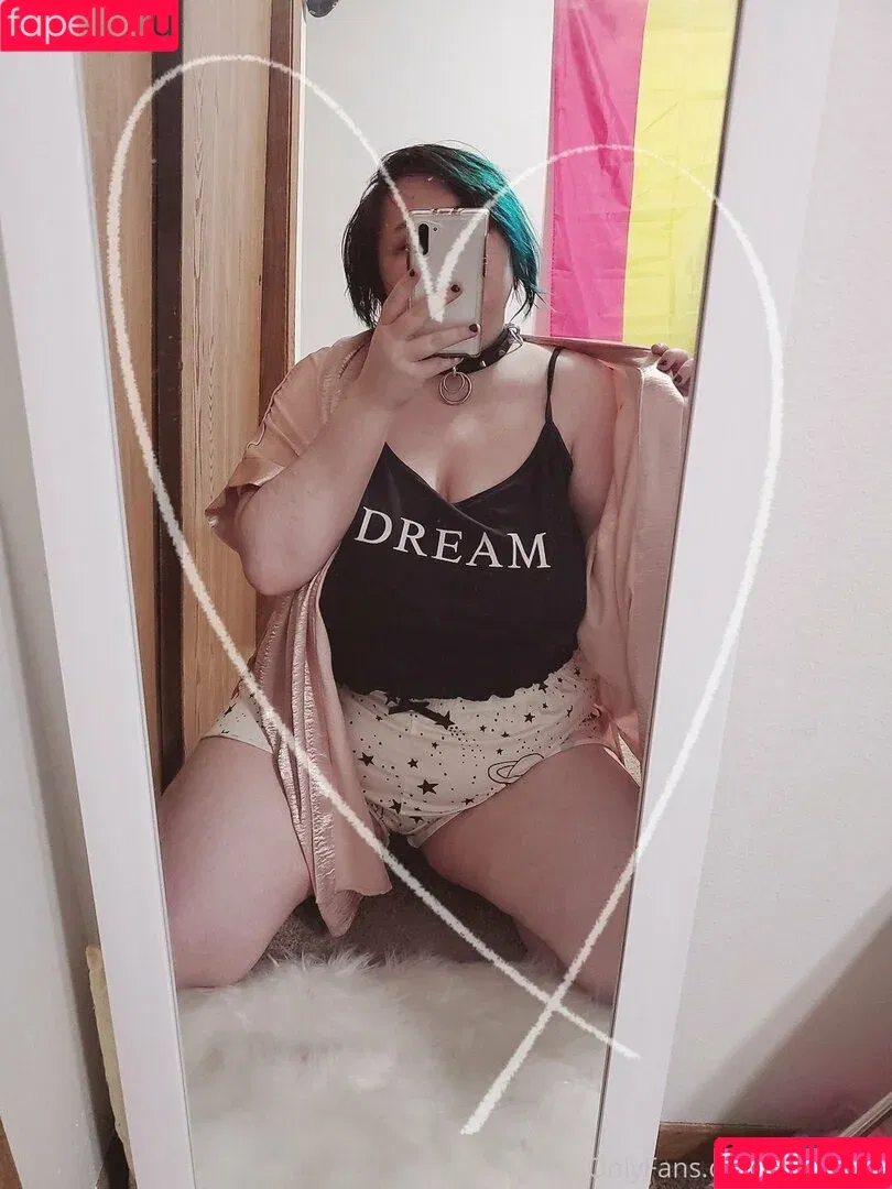 awoo.exe / cosplaycommunityxoxo Onlyfans Photo Gallery 