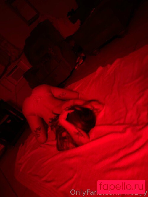 Lillbbyy Nude Onlyfans Photo 6