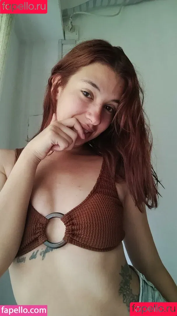 evasilente / phalareginah Onlyfans Photo Gallery 
