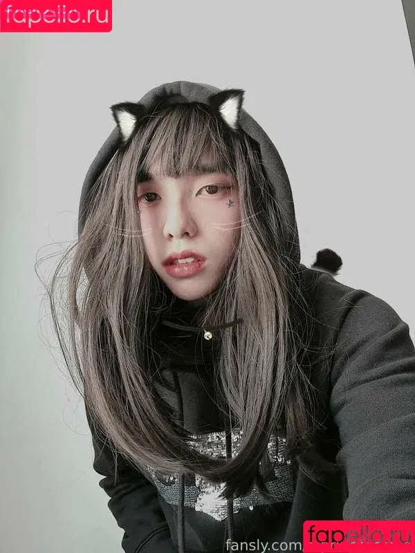 Princess Rose / https: / rose404notfound Onlyfans Photo Gallery 