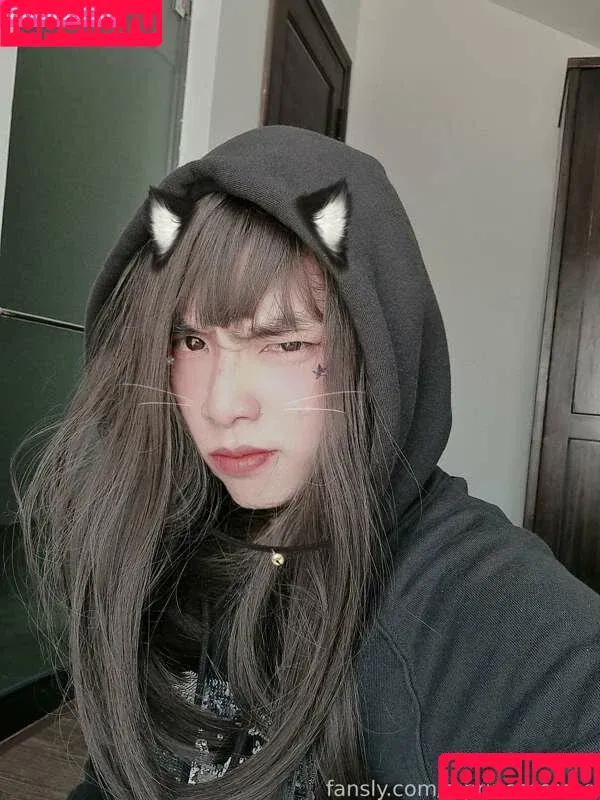 Princess Rose / https: / rose404notfound Onlyfans Photo Gallery 