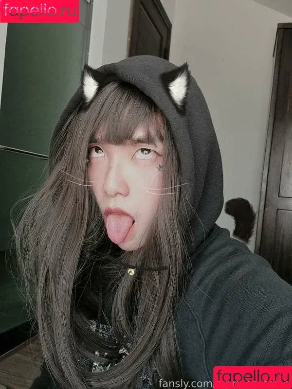 Princess Rose / https: / rose404notfound Onlyfans Photo Gallery 