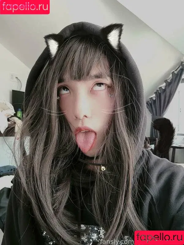 Princess Rose / https: / rose404notfound Onlyfans Photo Gallery 