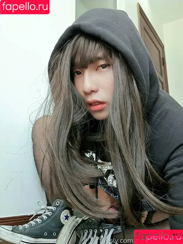 Princess Rose / https: / rose404notfound Onlyfans Photo Gallery 