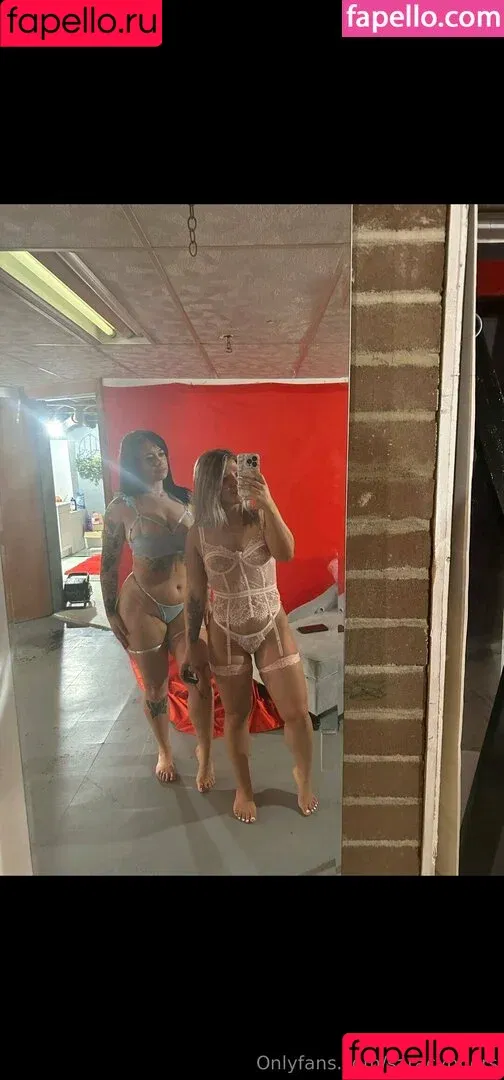 sarajosphenia / u20161093 Onlyfans Photo Gallery 