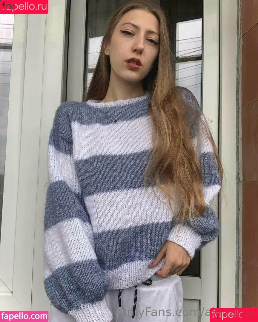 _alexagold_ / alexagol Onlyfans Photo Gallery 