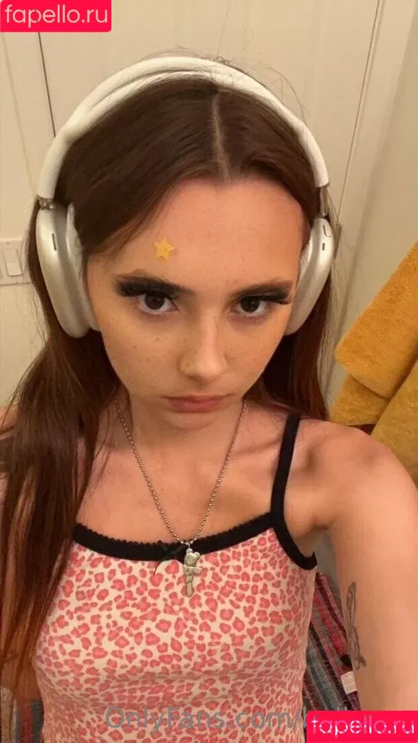 isabellaroy / izabellaroy Onlyfans Photo Gallery 