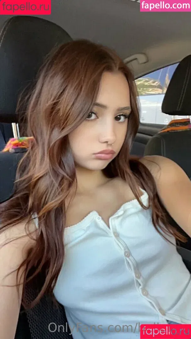 isabellaroy / izabellaroy Onlyfans Photo Gallery 